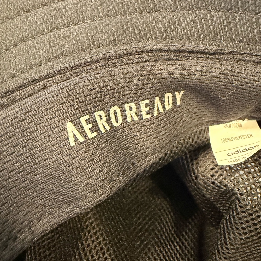 Adidas Aeroready Black Hat - Picture 3 of 4